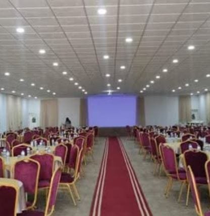 Espace des Fêtes LE BONHEUR2