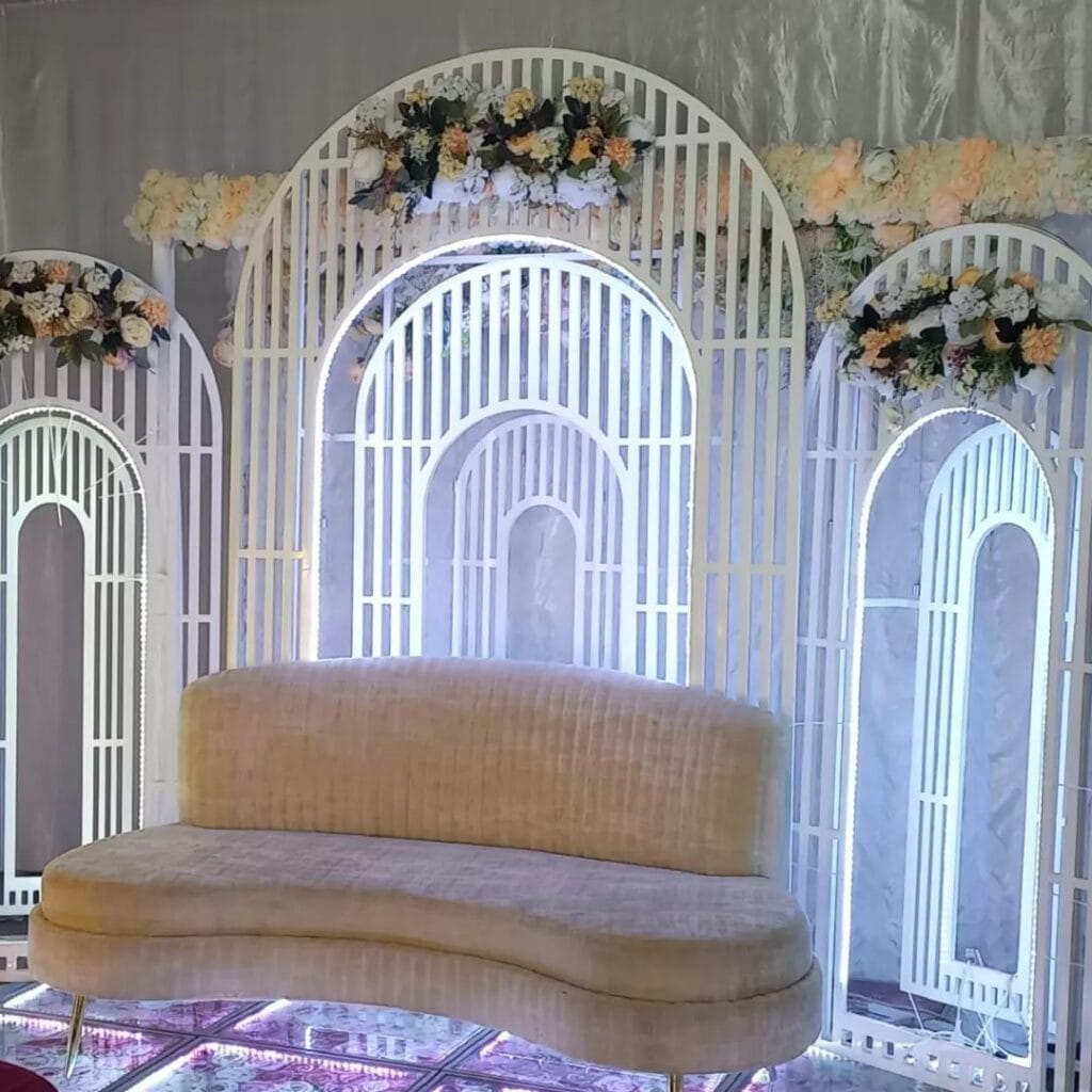 Salle Des Fêtes Allians2