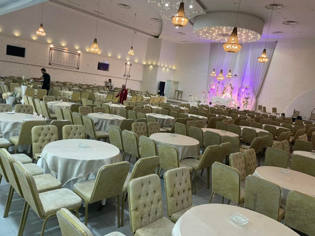 Salle Des fêtes la Princesse Alamira3