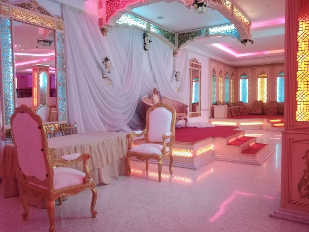 Salles des Fêtes Love Night1