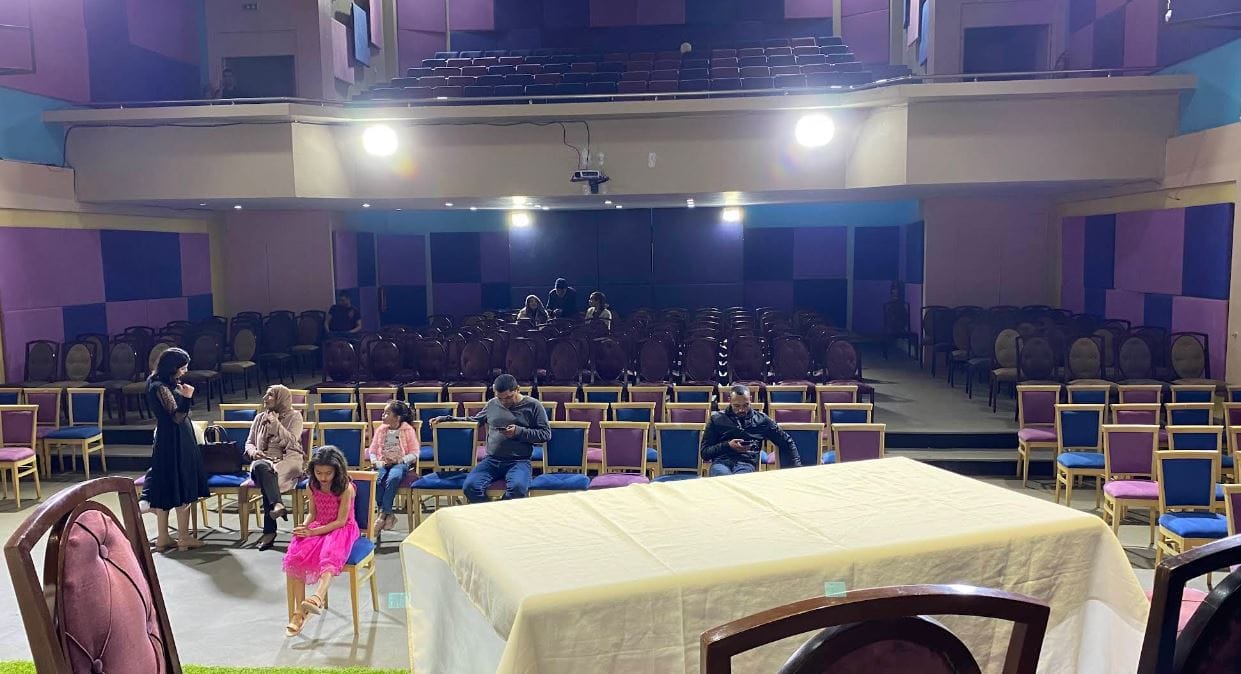 Les jumelles salle des fête et cinéma