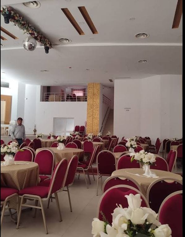 Le Palais Salle Des FĂȘtes