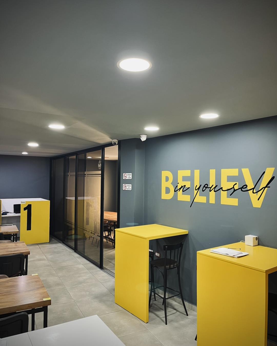 R&CO coworking space