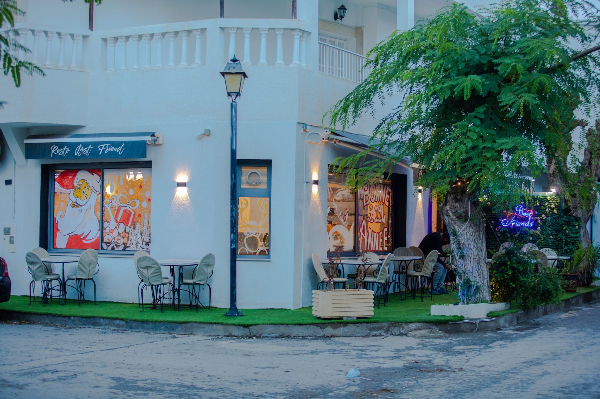 Restaurant Best Friend