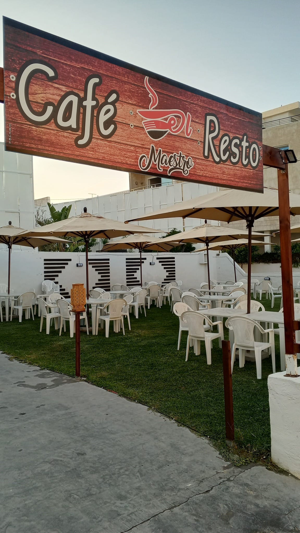 Café & Restaurant El Maestro