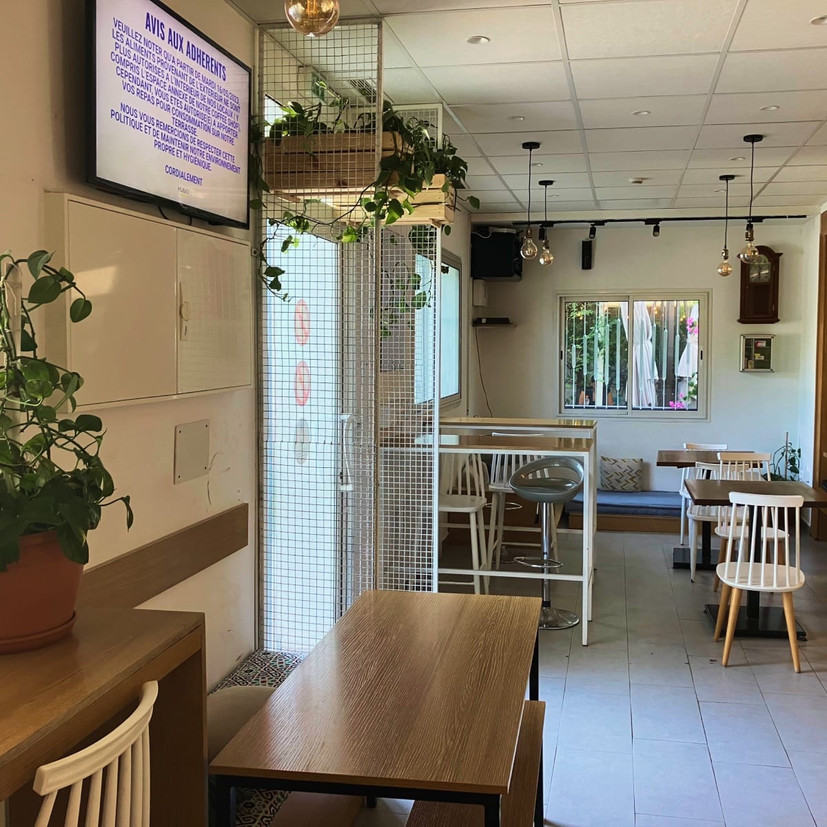 Hubio Costudying Space & Coffee shop