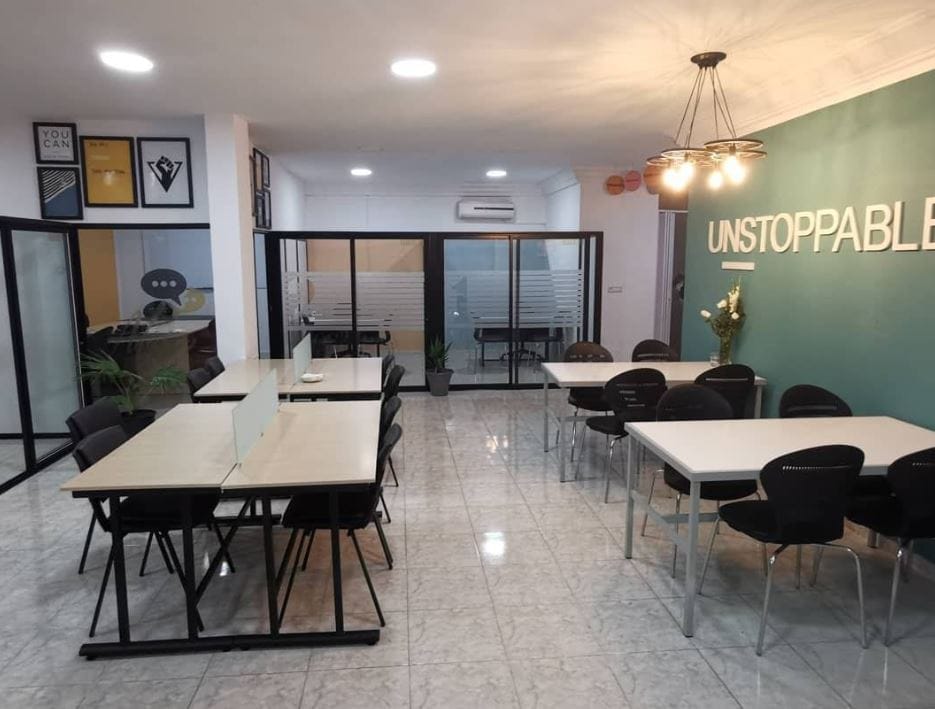 START WORK coworking space